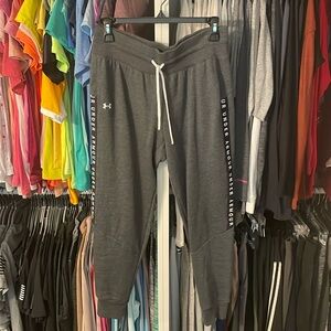 Women’s grey under armour joggers with drawstring waist